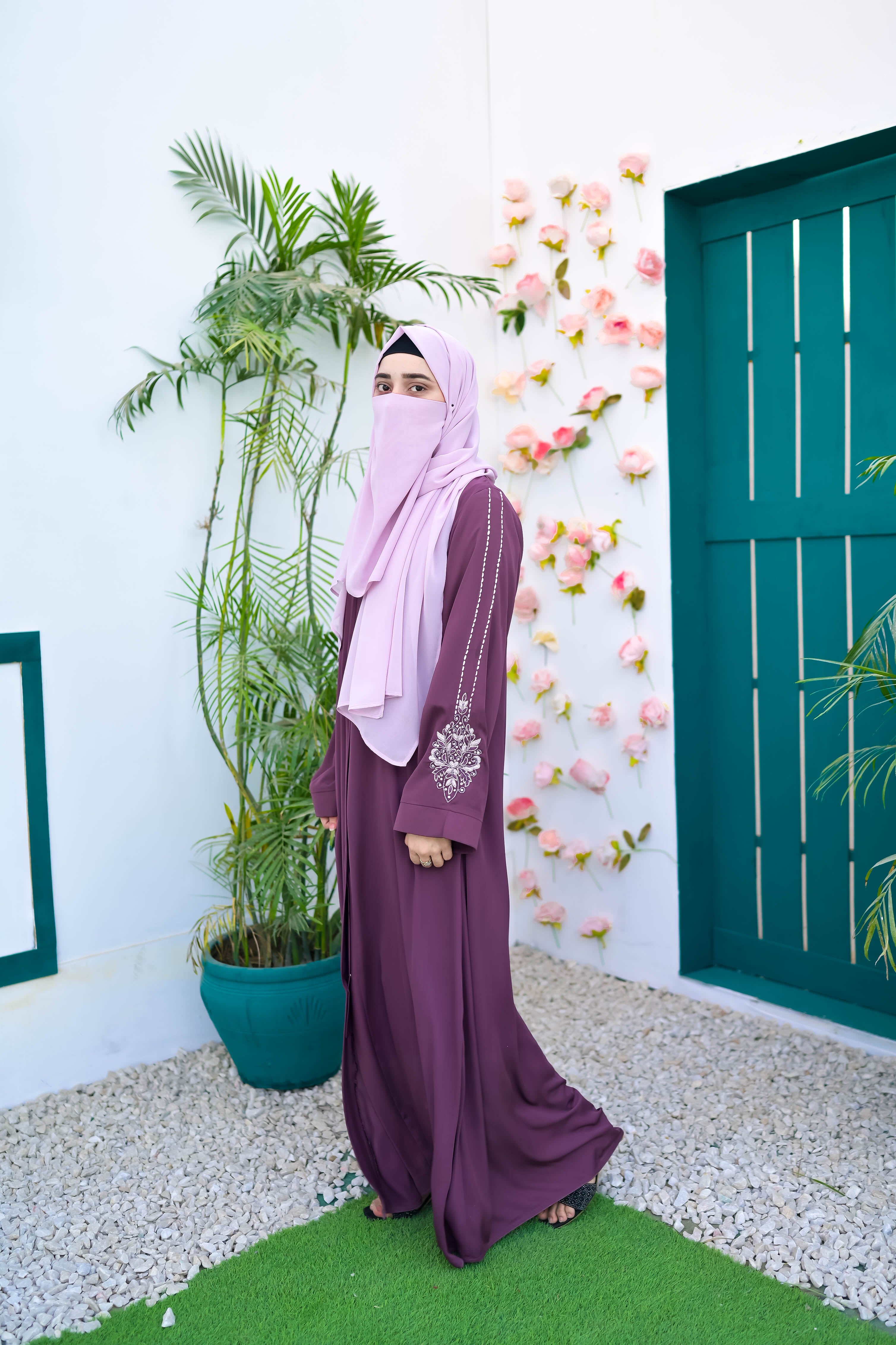 Berry Veil Abaya for Women – Buy Online Pakistan