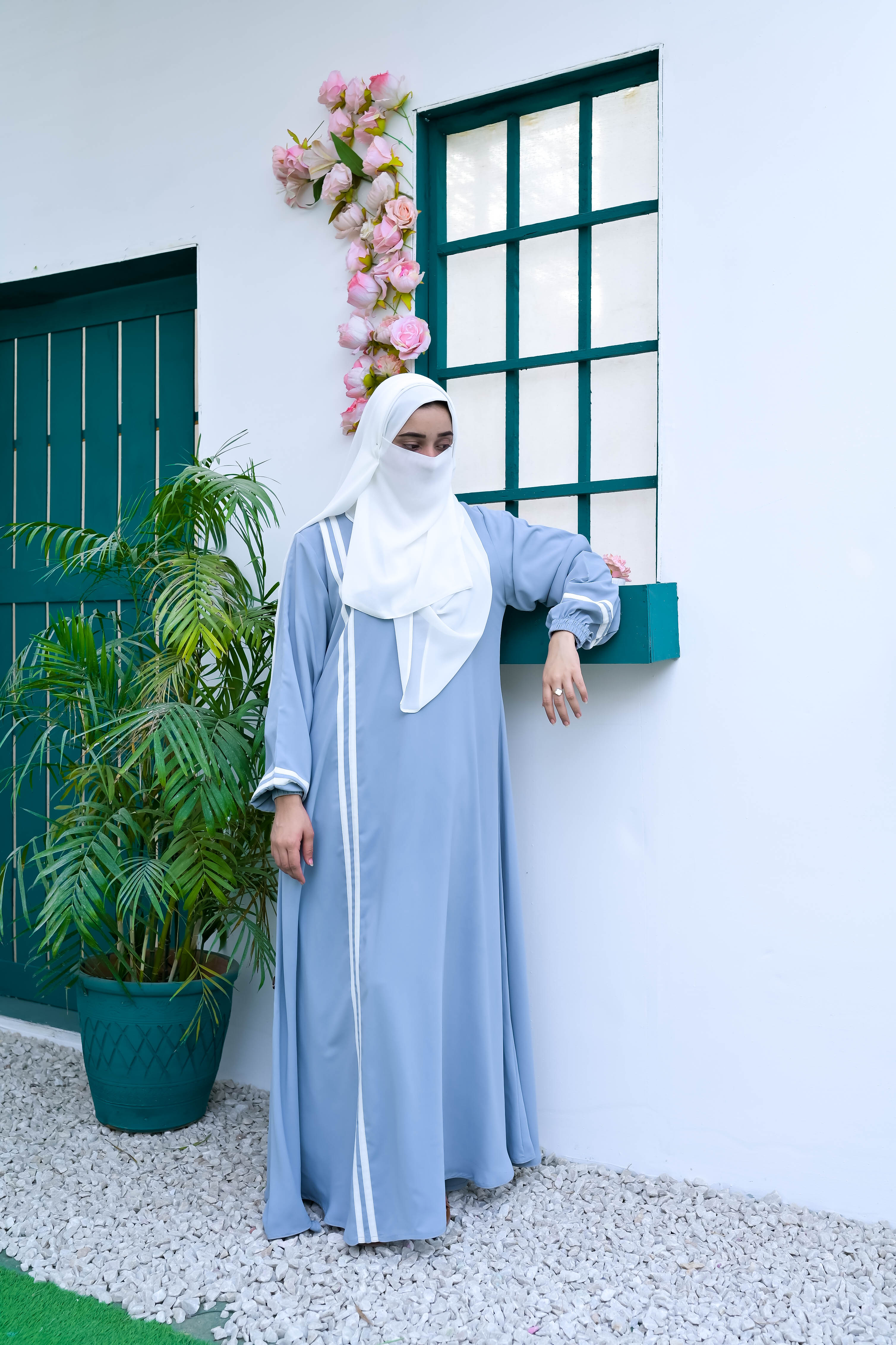 Breeze Abaya for Women – Buy Online Pakistan